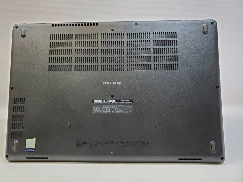 Dell Precision 3520 15.6\\" i7-7820HQ@2.9GHz 8GB DDR3 256GB SSD Quadro M620 2GB (