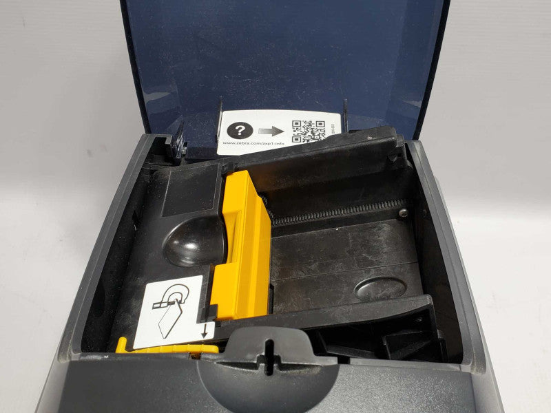 ZEBRA ZXP SERIES 1 SINGLE SIDED COLOUR ID CARD PRINTER USB, READ* ~