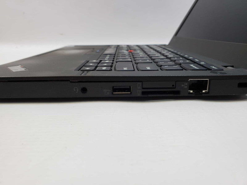 Lenovo ThinkPad x260 Core i7-6600U @ 2.6GHz 8GB DDR3 250GB SSD (