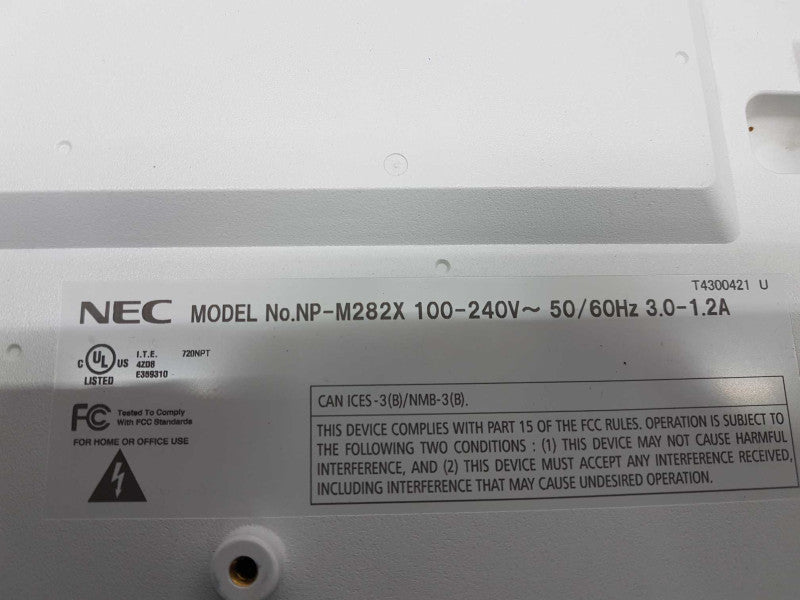 NEC NP-M282X DLP Projector - 1550 hours - No Remote  #