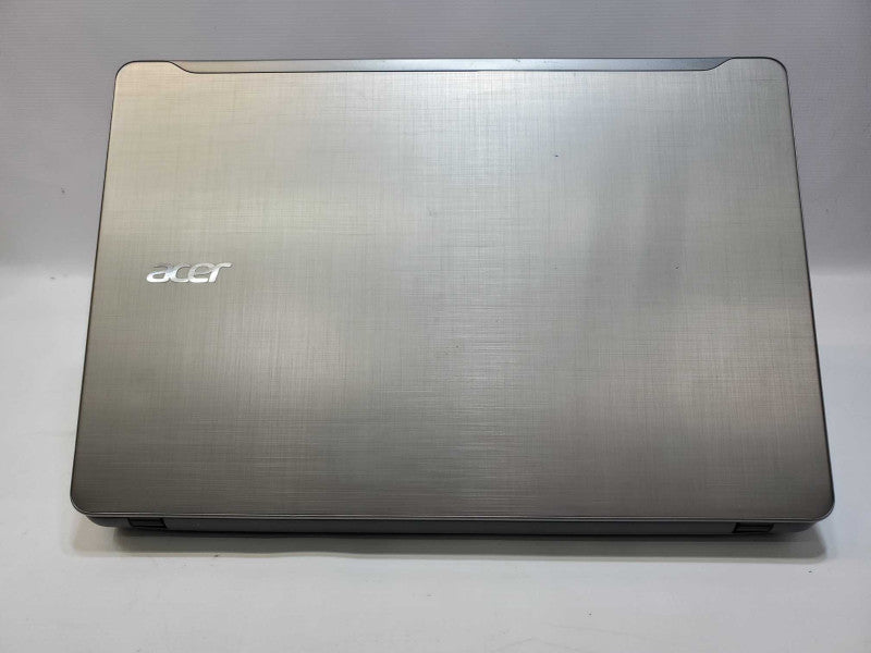 Acer Aspire F5-573 Core i7-7500U @ 2.7GHz 8GB DDR3 500GB SSD Nvidia 940MX 2GB (
