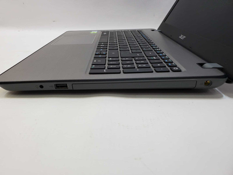 Acer Aspire F5-573 Core i7-7500U @ 2.7GHz 8GB DDR3 500GB SSD Nvidia 940MX 2GB (