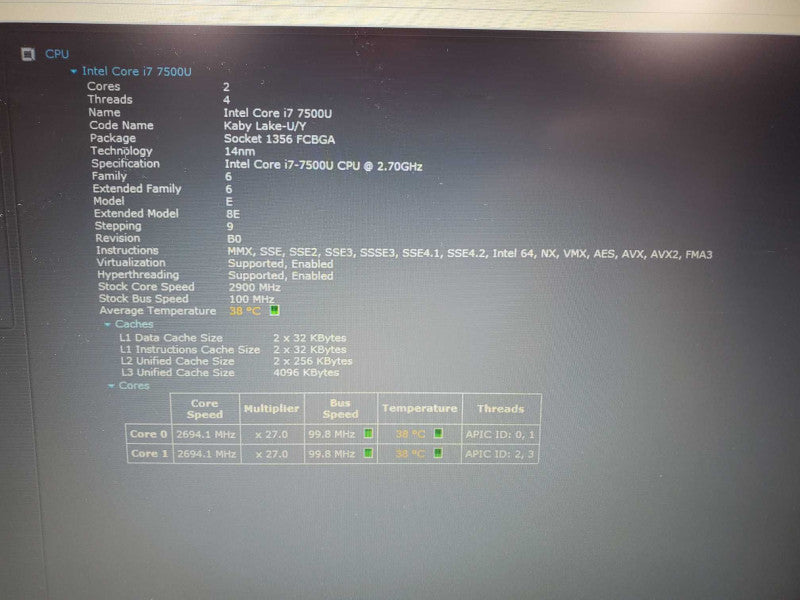 Acer Aspire F5-573 Core i7-7500U @ 2.7GHz 8GB DDR3 500GB SSD Nvidia 940MX 2GB (