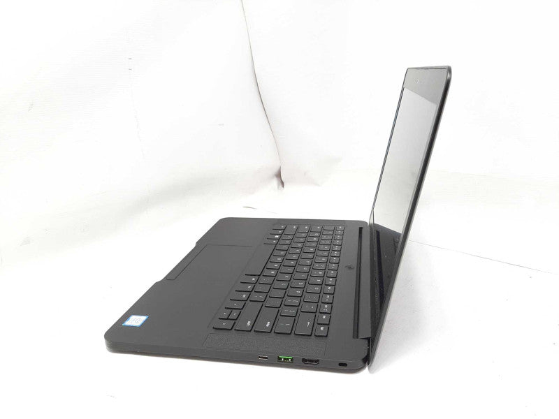 Razer Blade RZ09-01953 14\\" Intel 7700HQ 16GB DDR4 GTX1060(2GB) 256GB NVme $