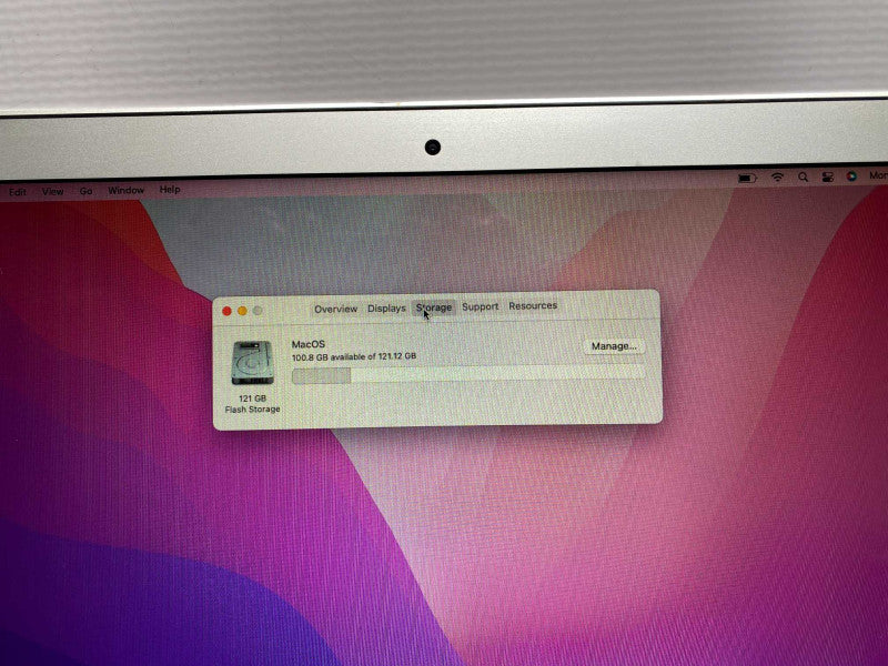 Early 2015 13-inch MacBook Air with Intel i7 CPU 8GB RAM & 128GB Storage  -