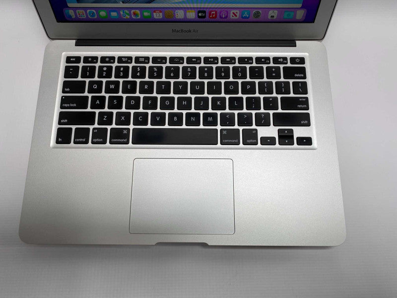Early 2015 13-inch MacBook Air with Intel i7 CPU 8GB RAM & 128GB Storage  -