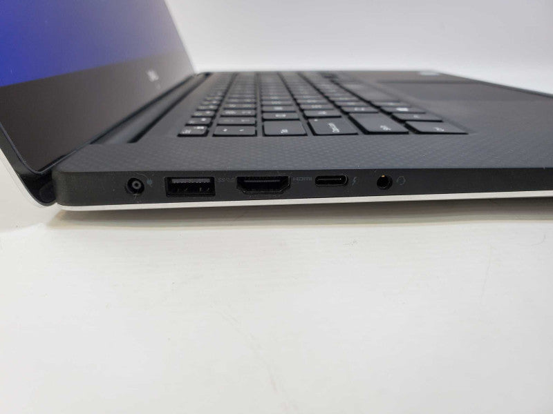 Dell XPS 15 9570 Core i9-8950HK @ 2.9GHz 16GB RAM 1TB NVMe GTX 1050TI 4GB (