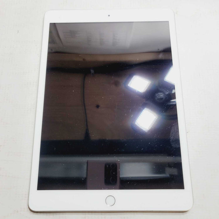 Apple iPad 7th Gen 128GB A2197 Silver Tablet =