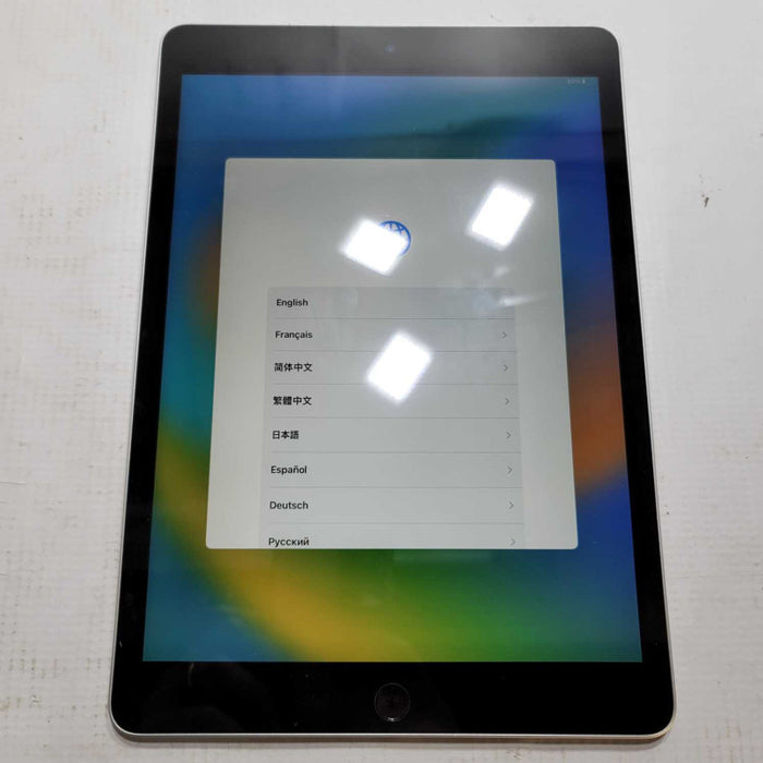 Apple iPad 9th Gen. 10.2\\" 64GB - Wi-Fi - Space Gray - A2602 READ =