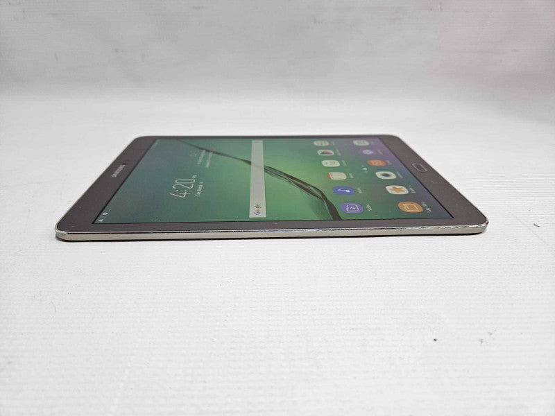 Samsung Galaxy Tab S2 32GB Wi-Fi 9.7\\" TABLET **READ** )