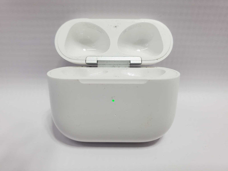 Apple Airpods Charging Case A2566 |