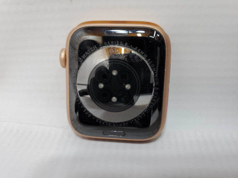 Apple iWatch - Series 6 - 44MM - Pink (