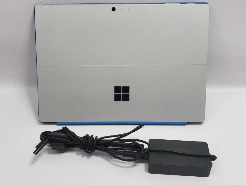 Microsoft Surface Pro 4 (1724) i5-6300U 4GB RAM 128GB Storage |