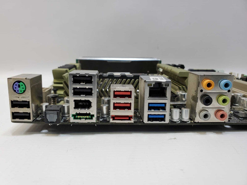 Kit MB Asus Sabertooth x58 + Core i7-930 @ 2.8GHz + 12GB DDR3 (