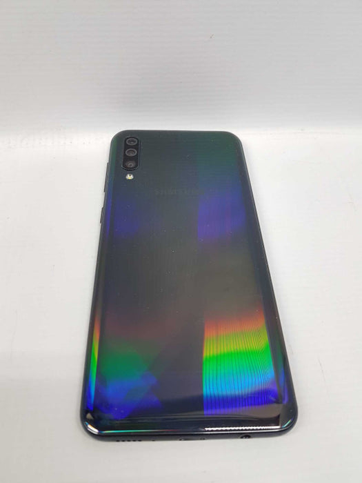 Samsung Galaxy A50 64GB unlocked - READ #