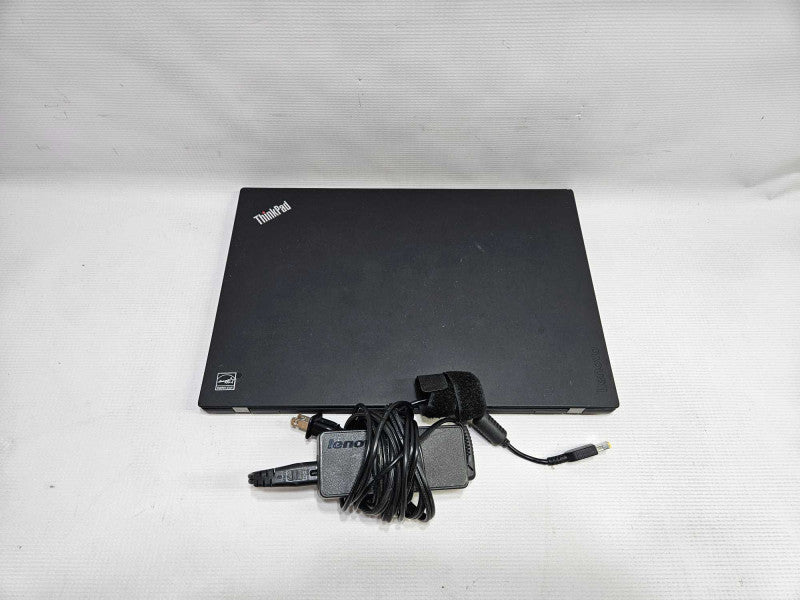 Lenovo Thinkpad T470 i5-6300U 16GB RAM 250GB SSD *READ* )
