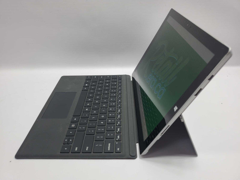 Microsoft Surface Pro 3 (1631) i5-4300U 8GB RAM 256GB Storage Q|