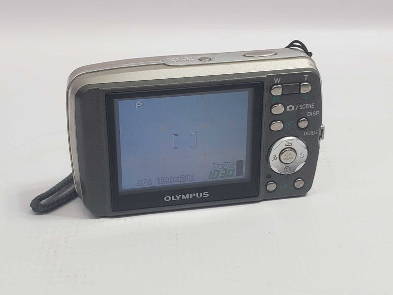 Olympus Stylus 600 Digital 6.0MP Digital Camera |