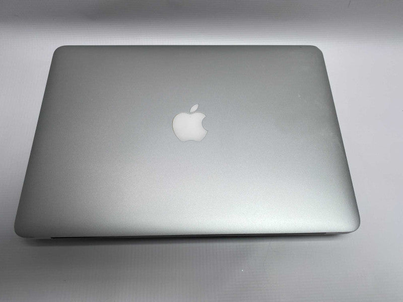 Early 2015 MacBook Air 13-inch with i5 CPU 8GB RAM & 128GB Storage  -