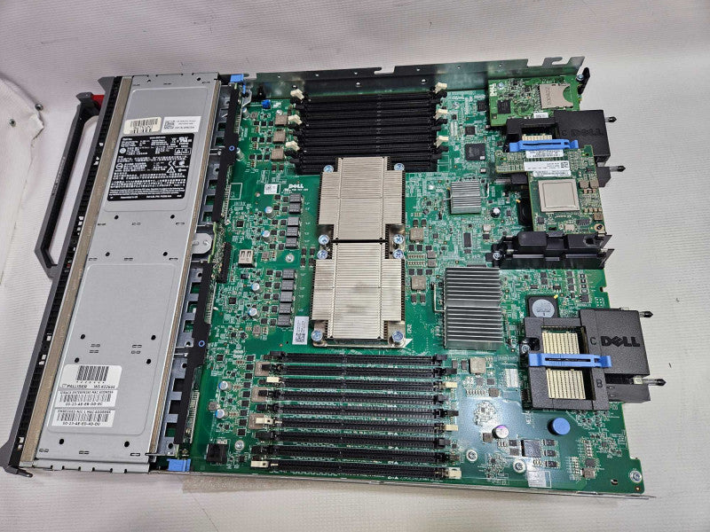 Dell Poweredge M710 Blade Sever 2x Xeon CPU iDrac6 No RAM Q)