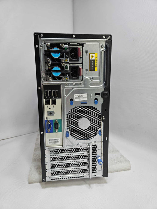 HP ProLiant ML310e Gen 8 Xeon E3-1220 v2 @ 3.1GHz 2GB RAM Barebones Server )