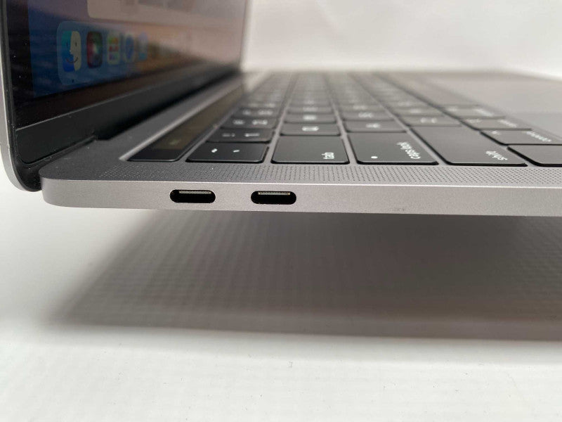 2018 MacBook Pro 13-inch with i5 CPU 8GB RAM & 250GB Storage READ  -