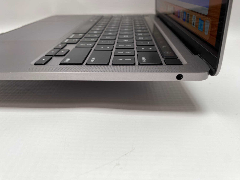 2020 MacBook Pro 13-inch TouchBar 2X Thunderbolt with i5 CPU 8GB RAM & 500GB  -