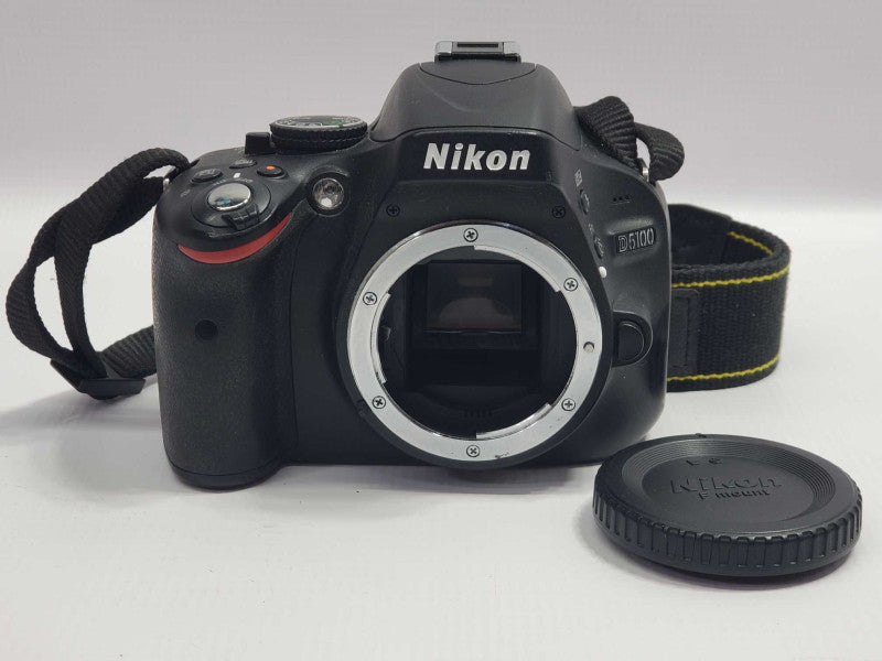 Nikon D5100 DLSR Camera Body (AS-IS) |