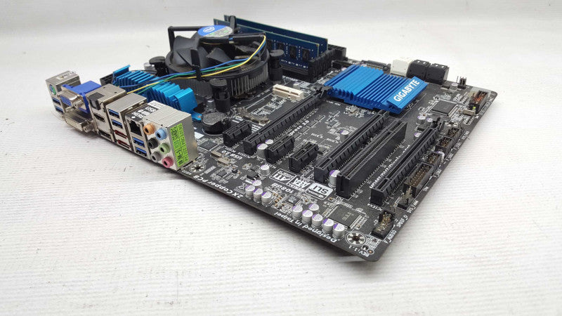 CPU/Motherboard Combo i5-2500K @ 3.30ghz / 8gb ram / gigabyte GA-Z77X-UD3H  #