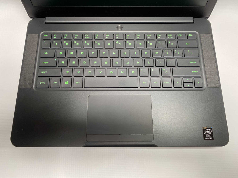 RAZER RZ09-0102 with i7-4720HQ PCU 8GB RAM & 2X 256GB M-SATA  -