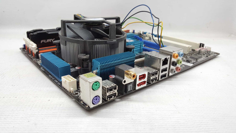 CPU/MOBO Combo i7-920 @ 2.67ghz / 16gb ram / ASUS P6T motherboard / read #