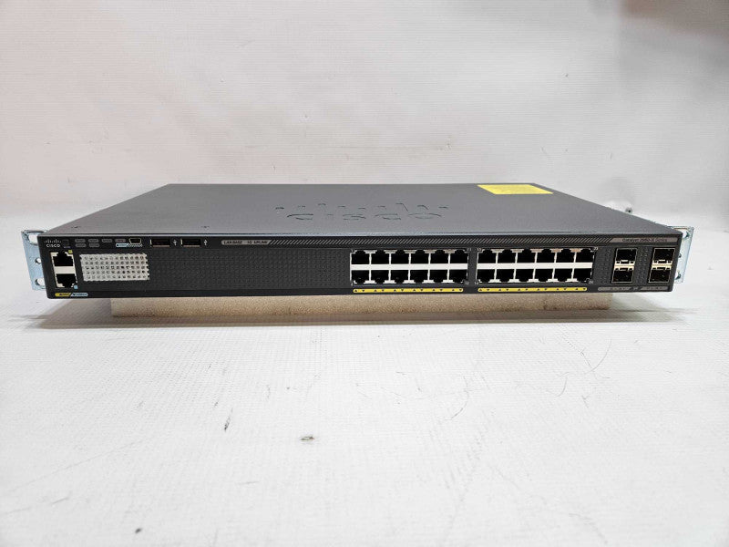 Cisco Catalyst 2960-X 24 GigE PoE 370W Ethernet Switch (WS-C2960X-24TS-L V05) )