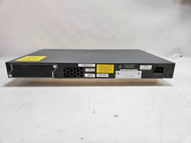 Cisco Catalyst 2960-X 24 GigE PoE 370W Ethernet Switch (WS-C2960X-24TS-L V05) )