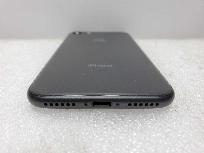 Apple iPhone 8 - 64 GB - Gray [Unlocked] Q(