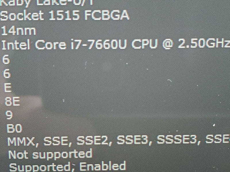 Microsoft Surface Pro 5 (1796) i7-7660U 8GB RAM 256GB Storage |
