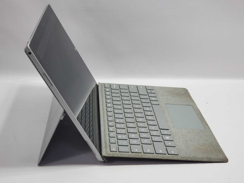 Microsoft Surface Pro 3 (1631) i5-4300U 8GB RAM 256GB Storage |