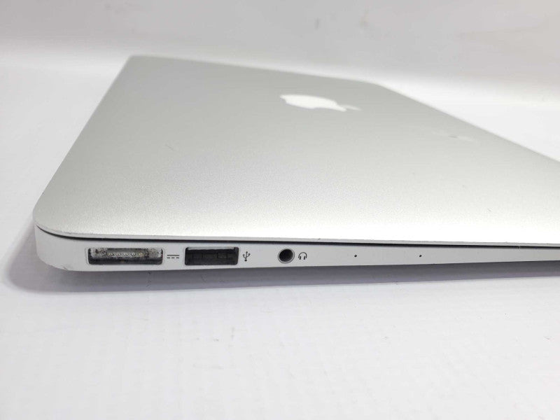 MacBook Air 13.3\\" - E.2014 I5-4260U 1.4GHz/4GB, Intel HD5000 128GB SSD, NO AC Q~