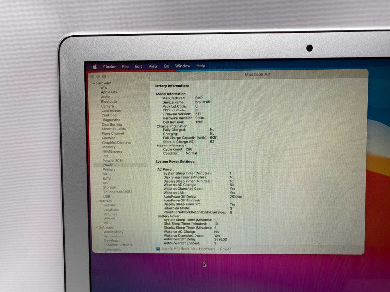 Early 2014 13-inch MacBook Air with i5 CPU 4GB RAM & 128GB Storage   -