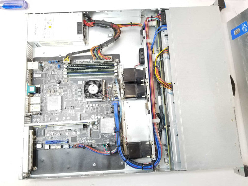 Datto 1U Server, Xeon D-1541 2.1GHz, 48GB DDR4, SAS3008-IR, 4x 3.5\\" + 2x 2.5\\" _