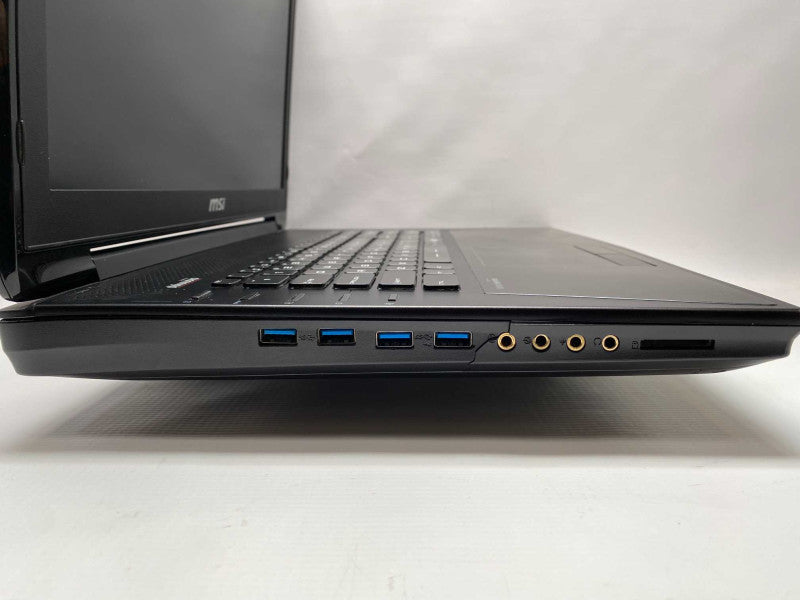 17\\" MSI GT72 2QE with i7-5700HQ CPU 32GB RAM & 512GB SSD Storage READ -