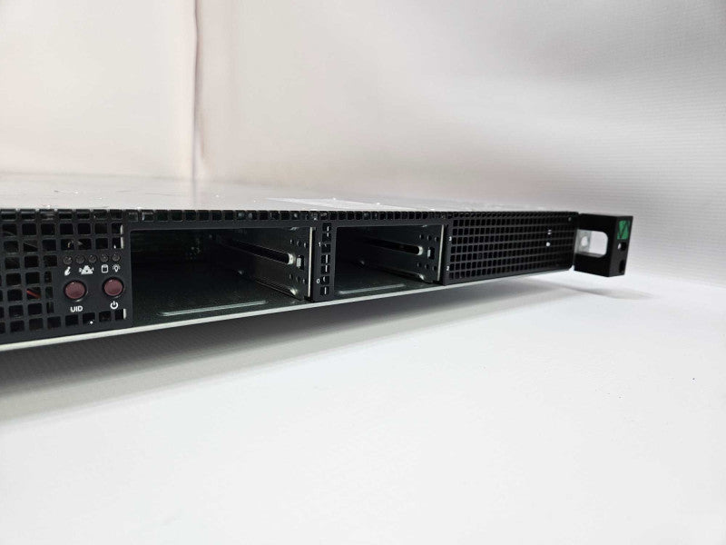 SuperMicro 118-18 Server 2x Xeon E5-2650 v2 @ 2.60GHz 196 GB RAM 1x PSU )