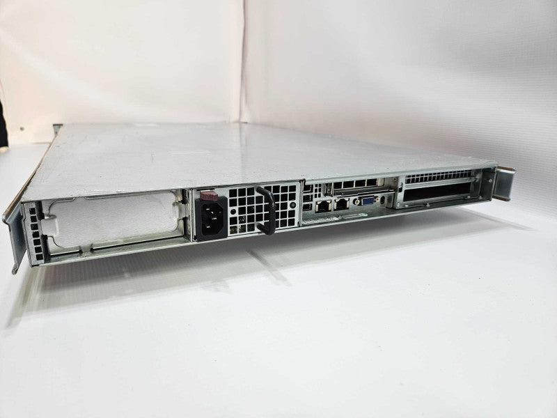 SuperMicro 118-18 Server 2x Xeon E5-2650 v2 @ 2.60GHz 196 GB RAM 1x PSU )
