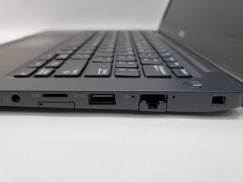 Dell Latitude 7290 12.5\\" Core i5-8350U @ 1.7GHz 8GB DDR4 250GB SSD (