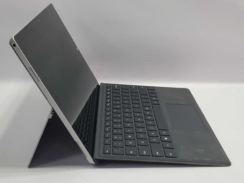 Microsoft Surface Pro 3 (1631) i5-4300U 8GB RAM 256GB Storage |