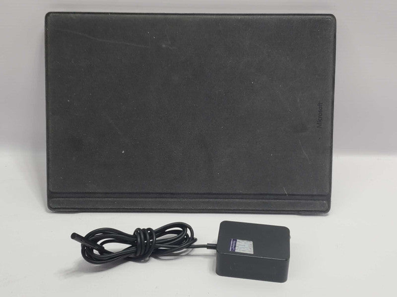 Microsoft Surface Pro 3 (1631) i5-4300U 8GB RAM 256GB Storage |