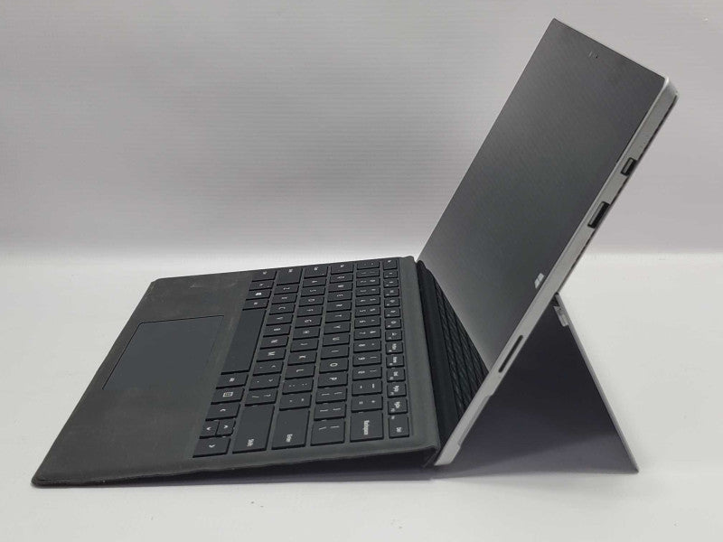 Microsoft Surface Pro 3 (1631) i5-4300U 8GB RAM 256GB Storage |