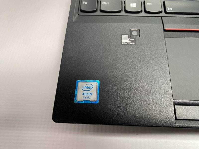 Lenovo P51 with Xeon E3-1505M v6 CPU 32GB RAM  7 512GB SSD Storage  -