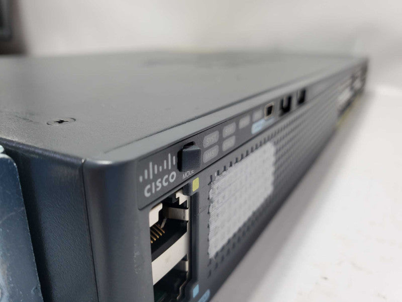 Cisco Catalyst 2960-X 24 GigE PoE 370W Ethernet Switch (WS-C2960X-24TS-L ~