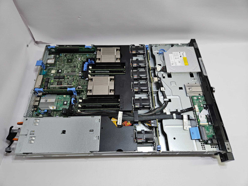 Dell PowerEdge R420 2x Xeon E5-2407 v2 @2.40GHz 32GB RAM PERC H310 Mini Q)