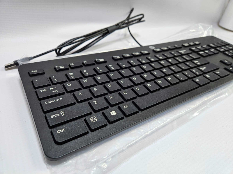 HP USB Slim Keyboard KBAR211 Q)